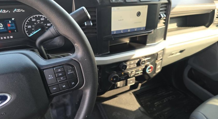 Used 2024 Ford F350 XL w/ 360-Degree Camera Package image 12