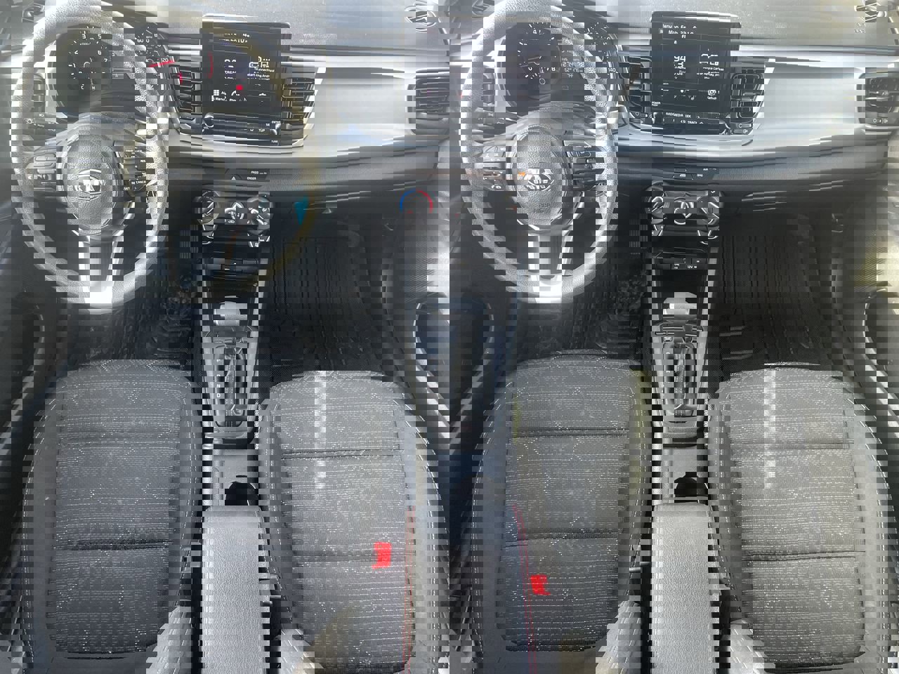 Used 2021 Kia Rio LX image 13