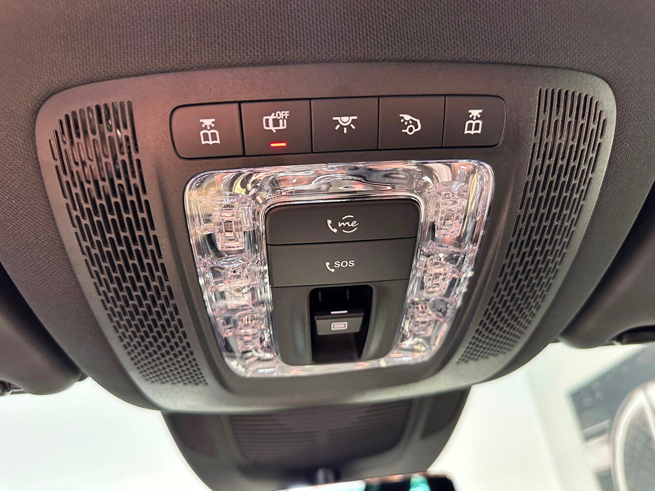 Used 2023 Mercedes-Benz GLS 450 4MATIC image 22