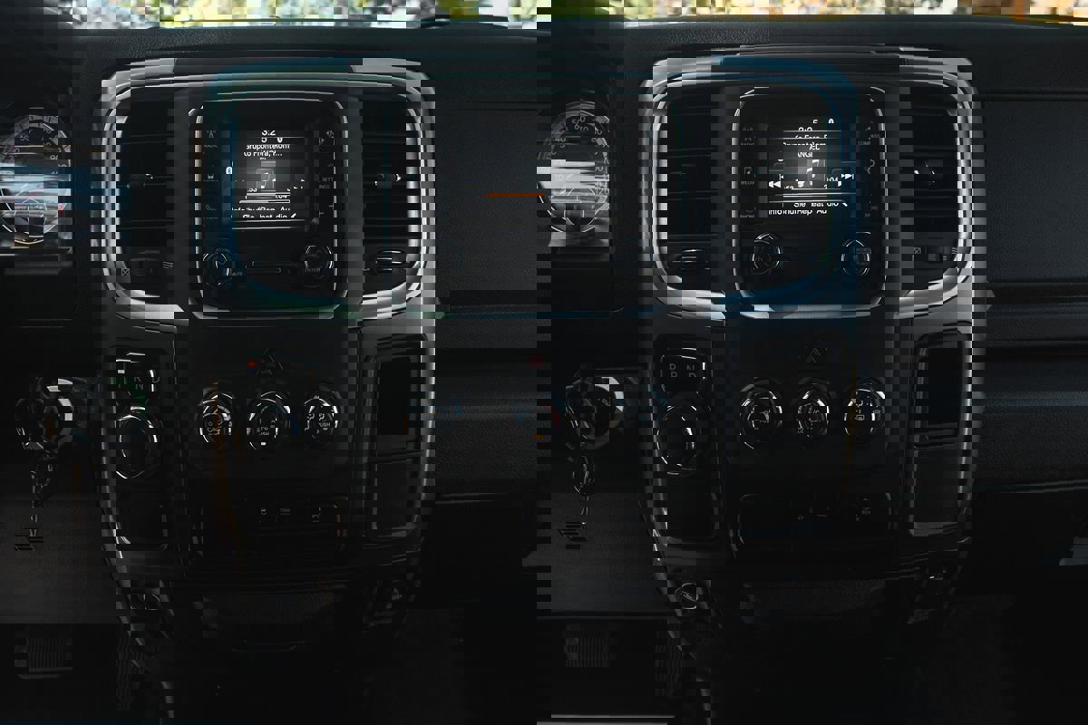 Used 2024 RAM 1500 Classic Warlock image 31