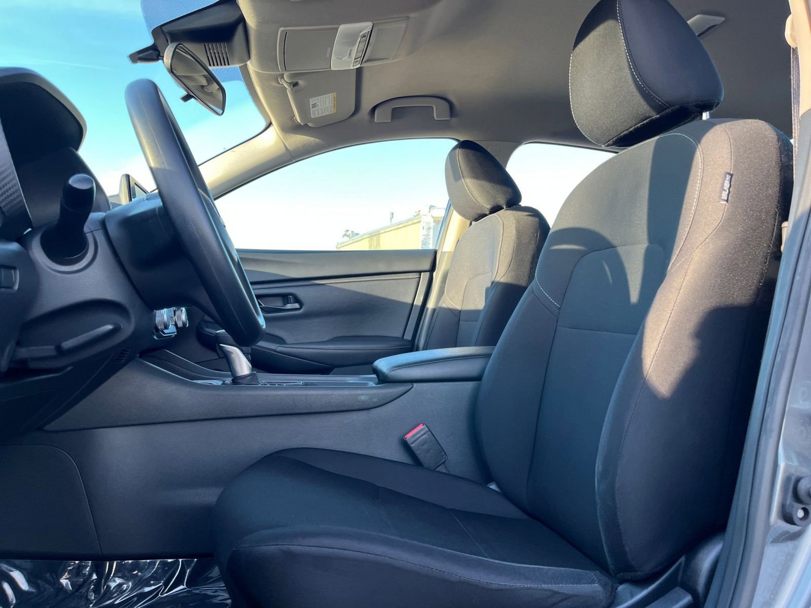 Used 2025 Nissan Sentra S FWD image 24
