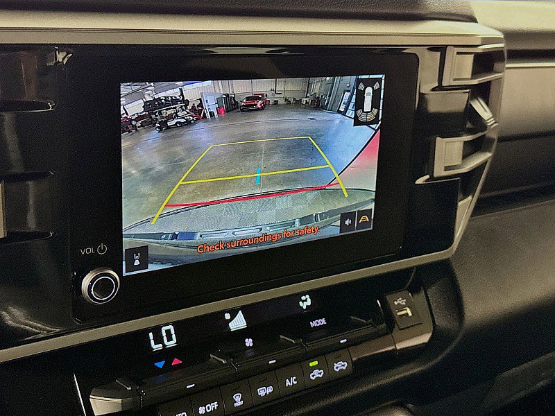 Used 2025 Toyota Tundra SR5 w/ SR5 Convenience Package AWD/4WD image 16
