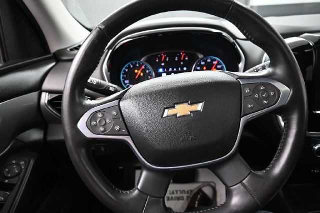 Used 2021 Chevrolet Traverse LT w/ LT Premium Package FWD image 8