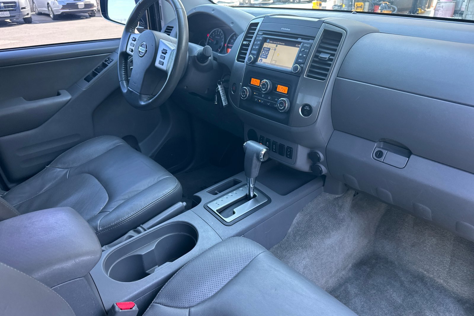 Used 2016 Nissan Frontier SL image 15