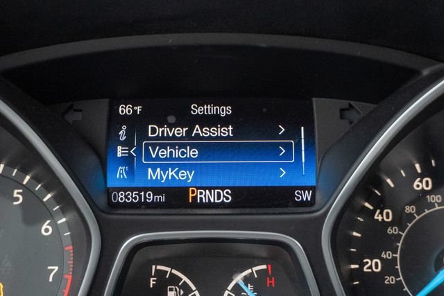 Used 2017 Ford Focus Titanium FWD image 45
