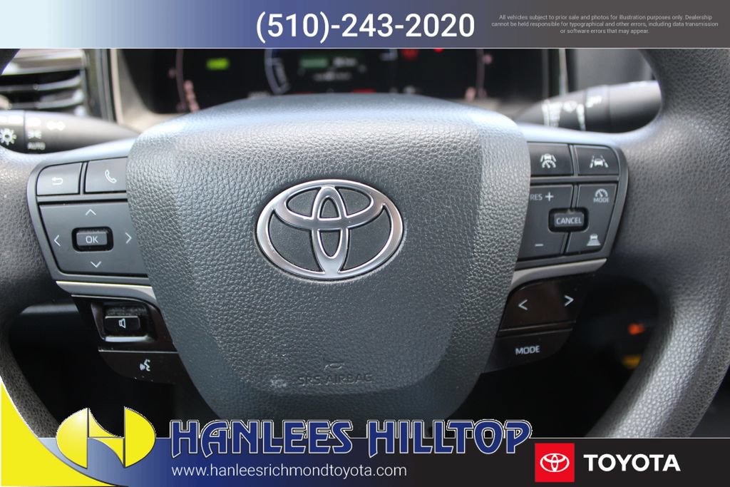 Used 2025 Toyota Camry LE FWD image 23