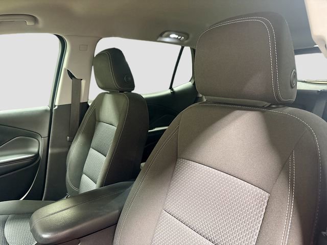 Used 2022 GMC Terrain SLE w/ Driver Convenience Package image 21