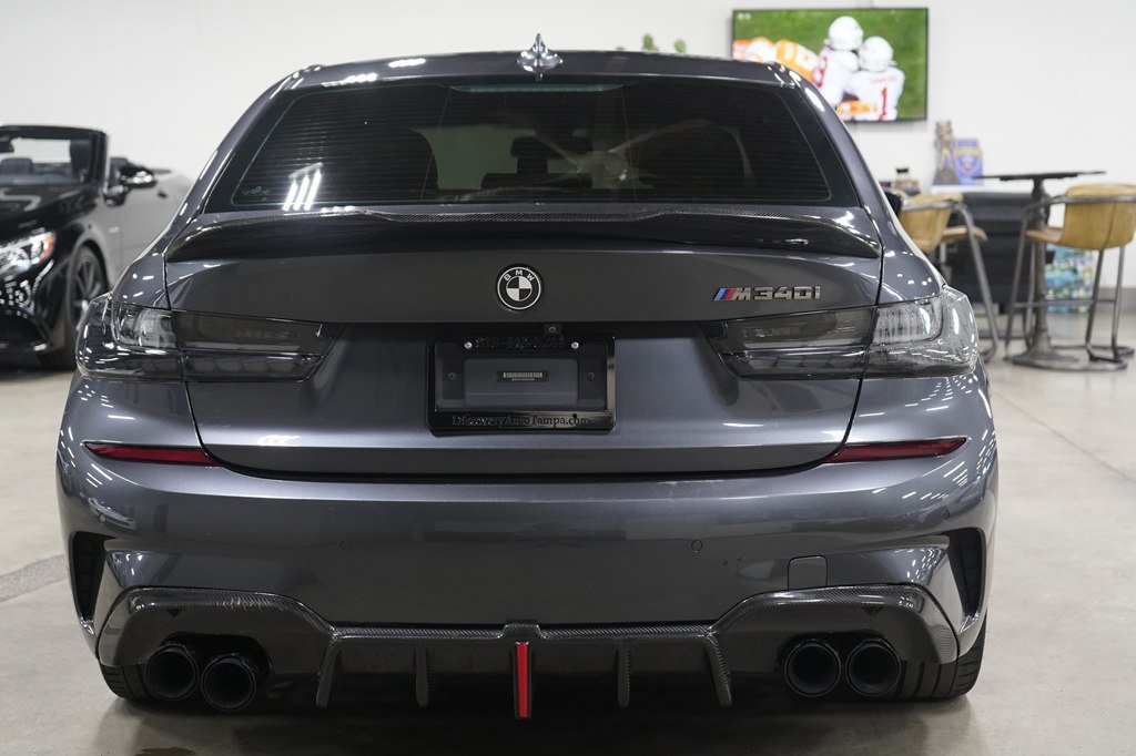 Used 2020 BMW M340i RWD image 4