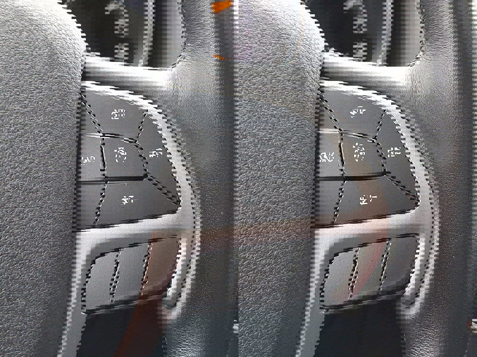 Used 2020 Jeep Grand Cherokee Limited image 21