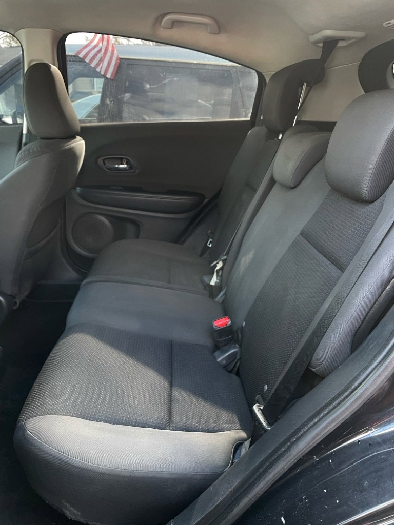 Used 2019 Honda HR-V LX image 13