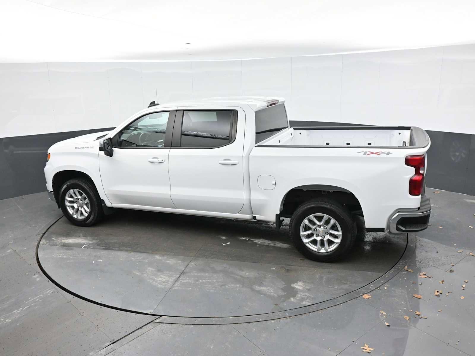 Used 2022 Chevrolet Silverado 1500 LT image 28