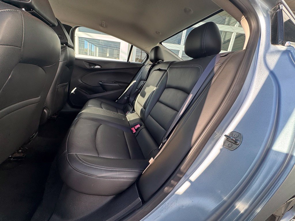 Used 2017 Chevrolet Cruze Premier FWD image 34