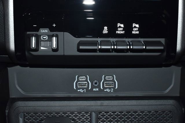 New 2026 RAM 1500 4x4 Crew Cab image 18