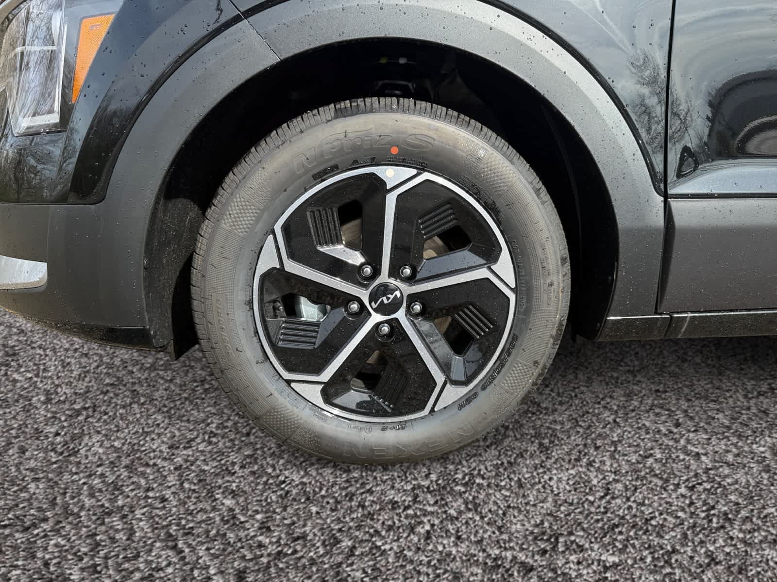 New 2026 Kia Niro LX FWD image 14