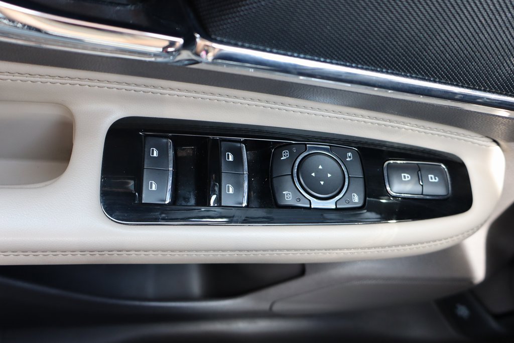 Used 2022 Lincoln Corsair Reserve w/ Equipment Group 201A image 26