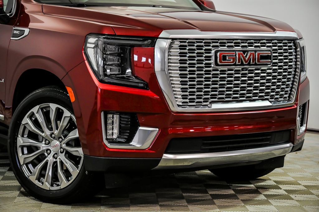 Used 2024 GMC Yukon Denali AWD/4WD image 2
