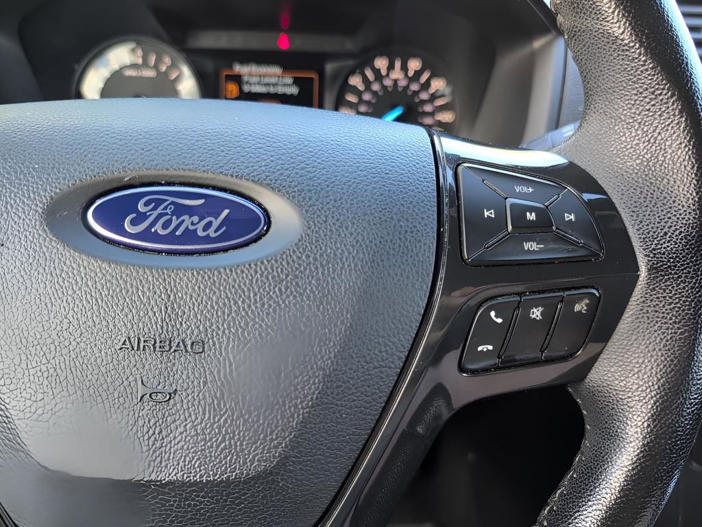 Used 2018 Ford Explorer XLT image 15