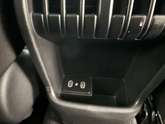 Certified 2025 Hyundai Kona SEL image 12