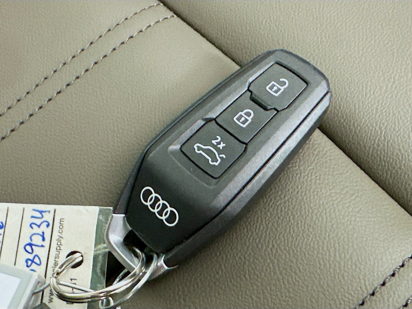 Used 2025 Audi Q5 Premium w/ Convenience Package AWD/4WD image 46