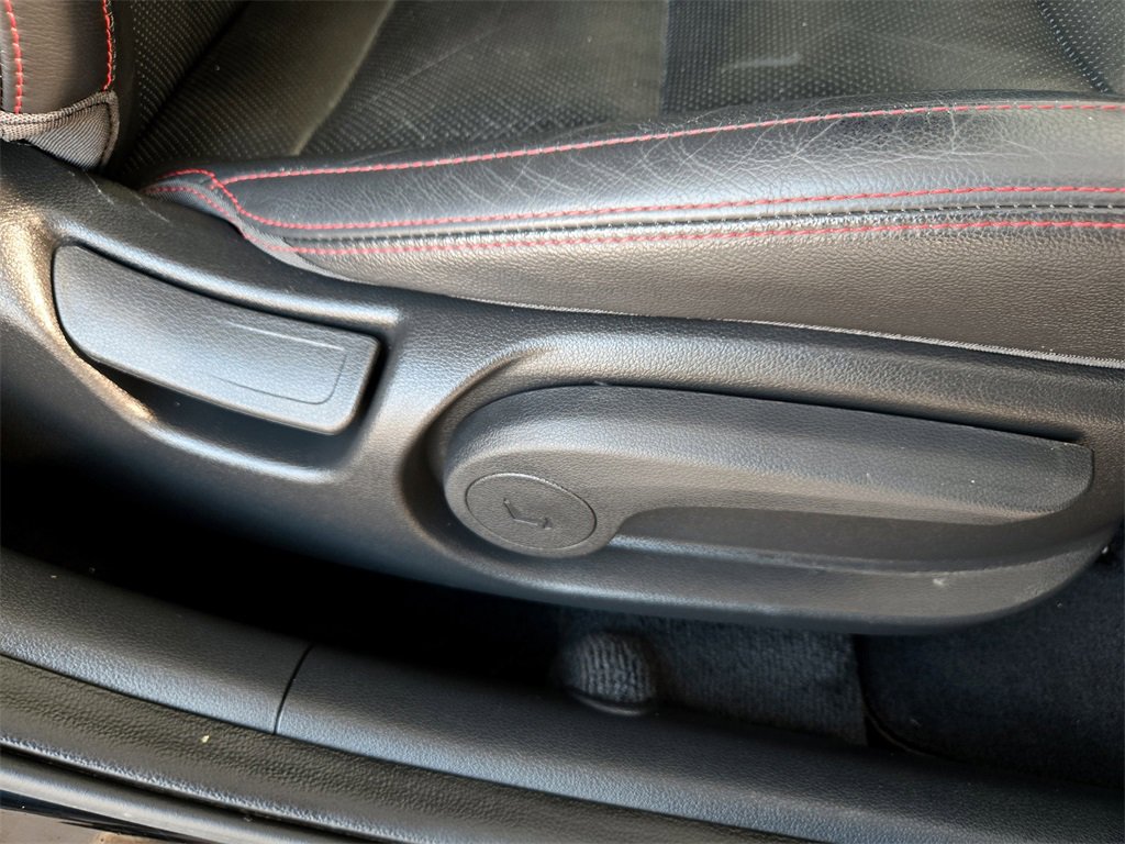 Used 2018 Hyundai Elantra Sport image 29