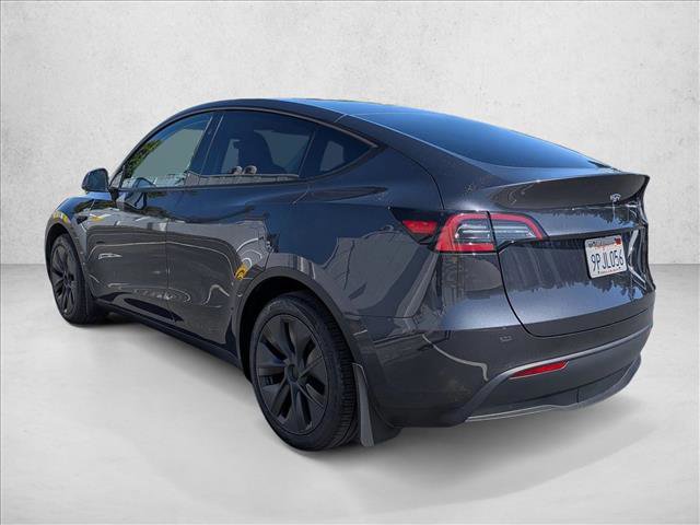 Used 2024 Tesla Model Y Long Range RWD image 8