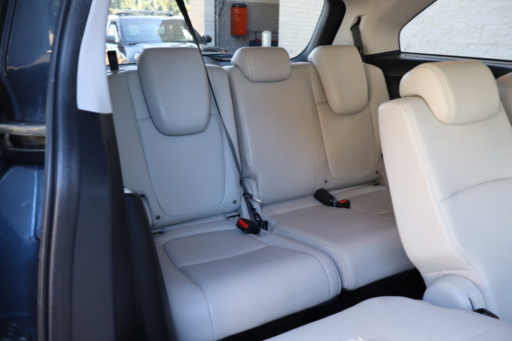 Used 2025 Honda Odyssey EX-L image 32