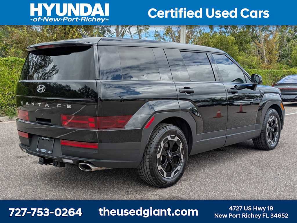 Used 2024 Hyundai Santa Fe SE image 5