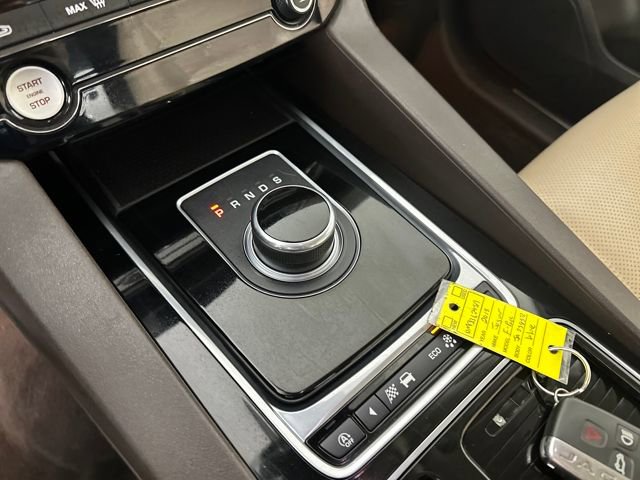 Used 2018 Jaguar F-PACE Prestige image 20
