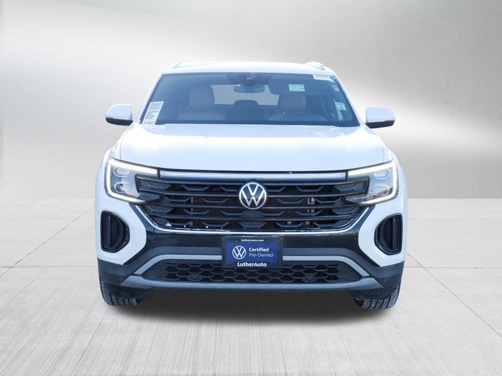 Certified 2024 Volkswagen Atlas Cross Sport SE video 2