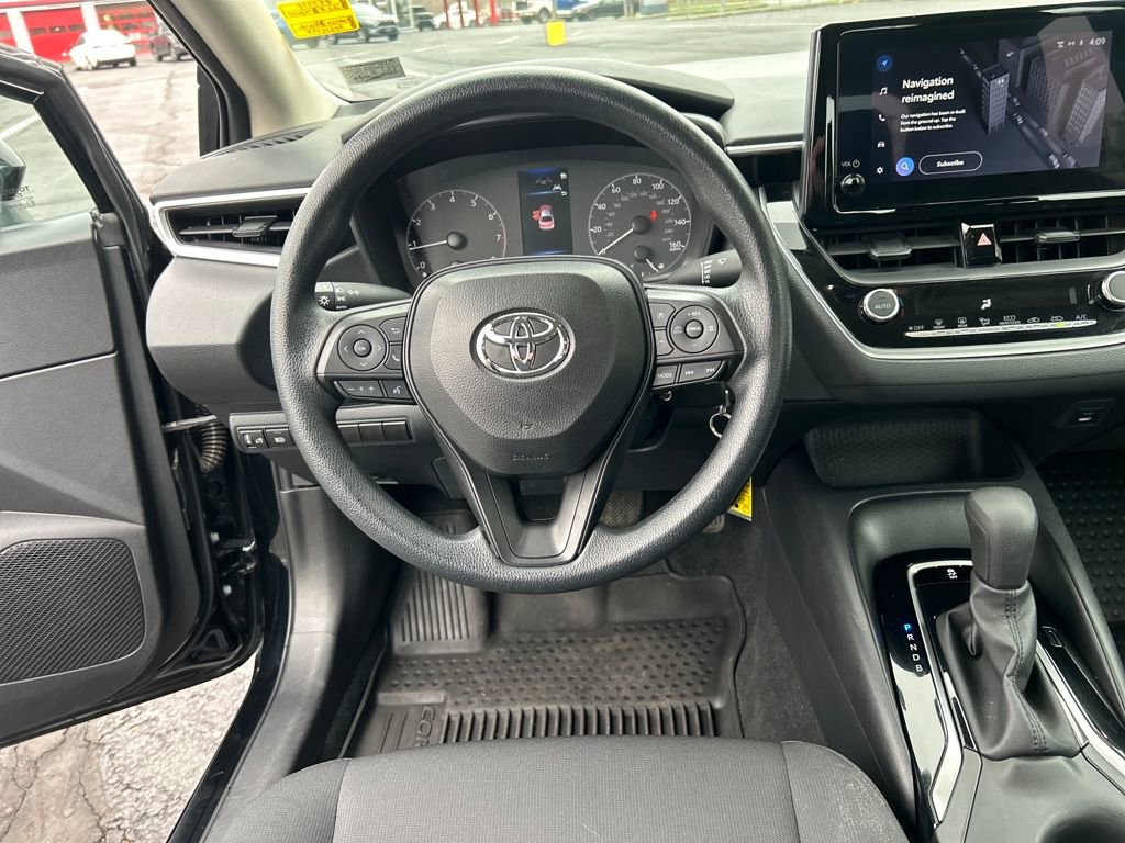 Used 2024 Toyota Corolla LE image 21