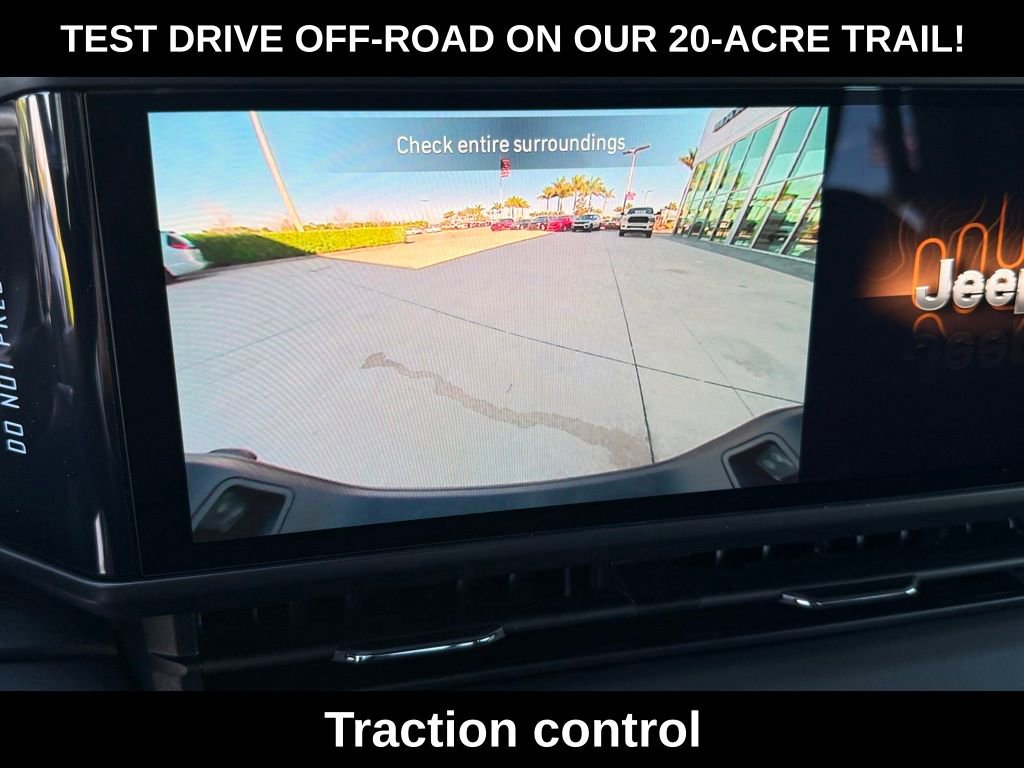 New 2026 Jeep Gladiator Sahara image 13