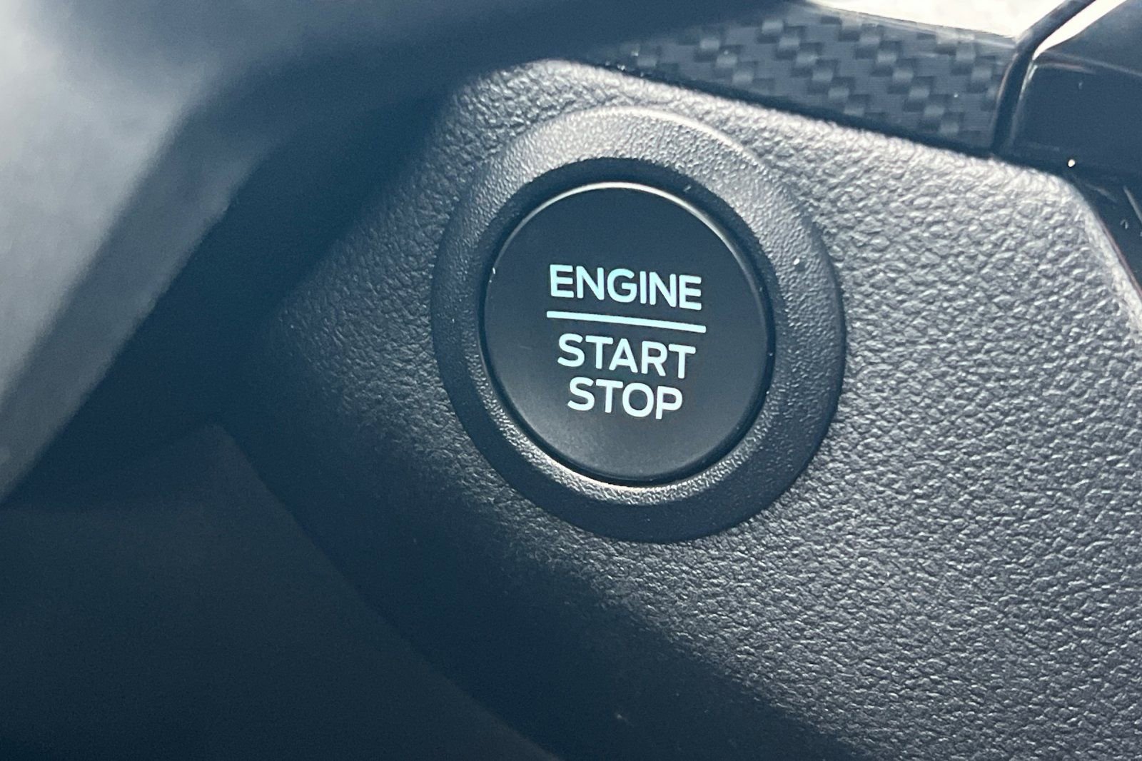 Used 2024 Ford Escape ST-Line image 19