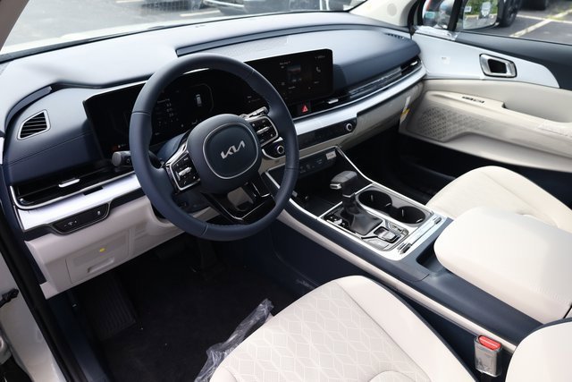 New 2026 Kia Carnival SX image 10