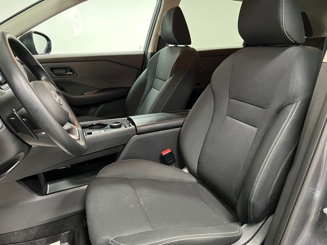 Used 2023 Nissan Rogue S image 18