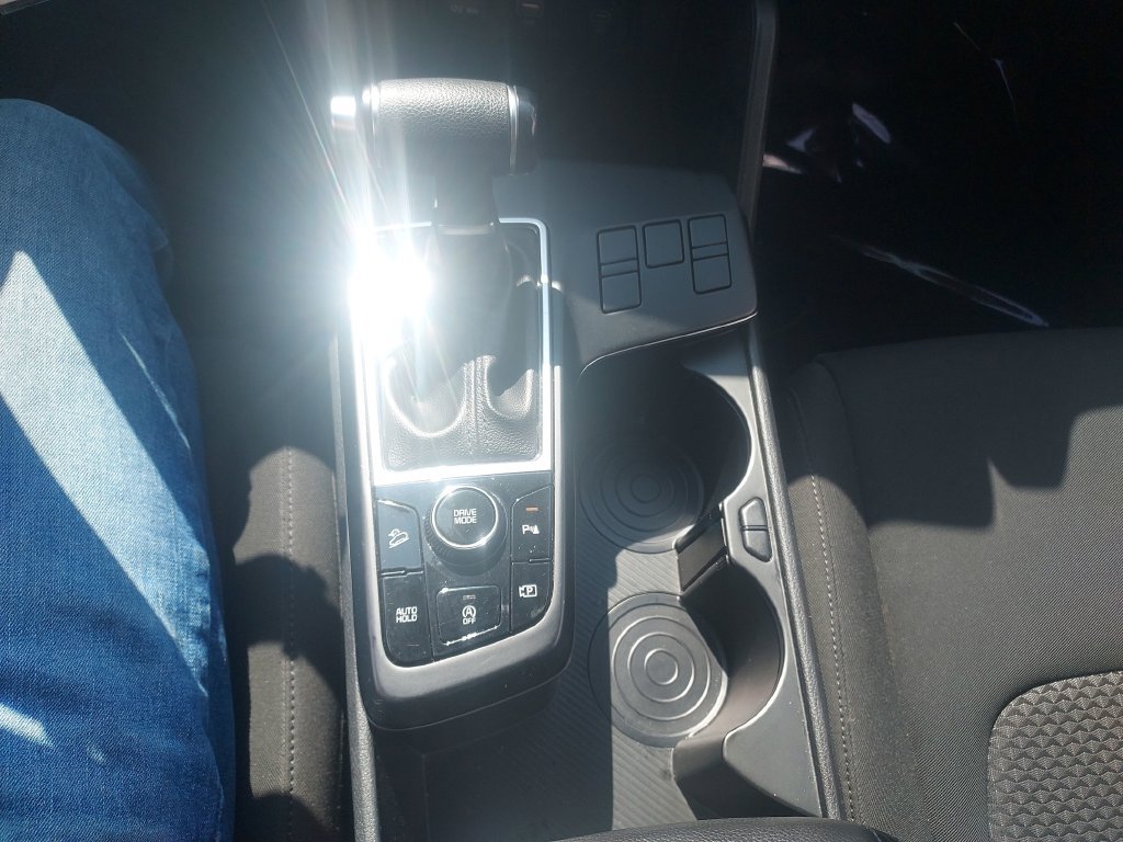 Used 2023 Kia Sportage LX FWD image 19