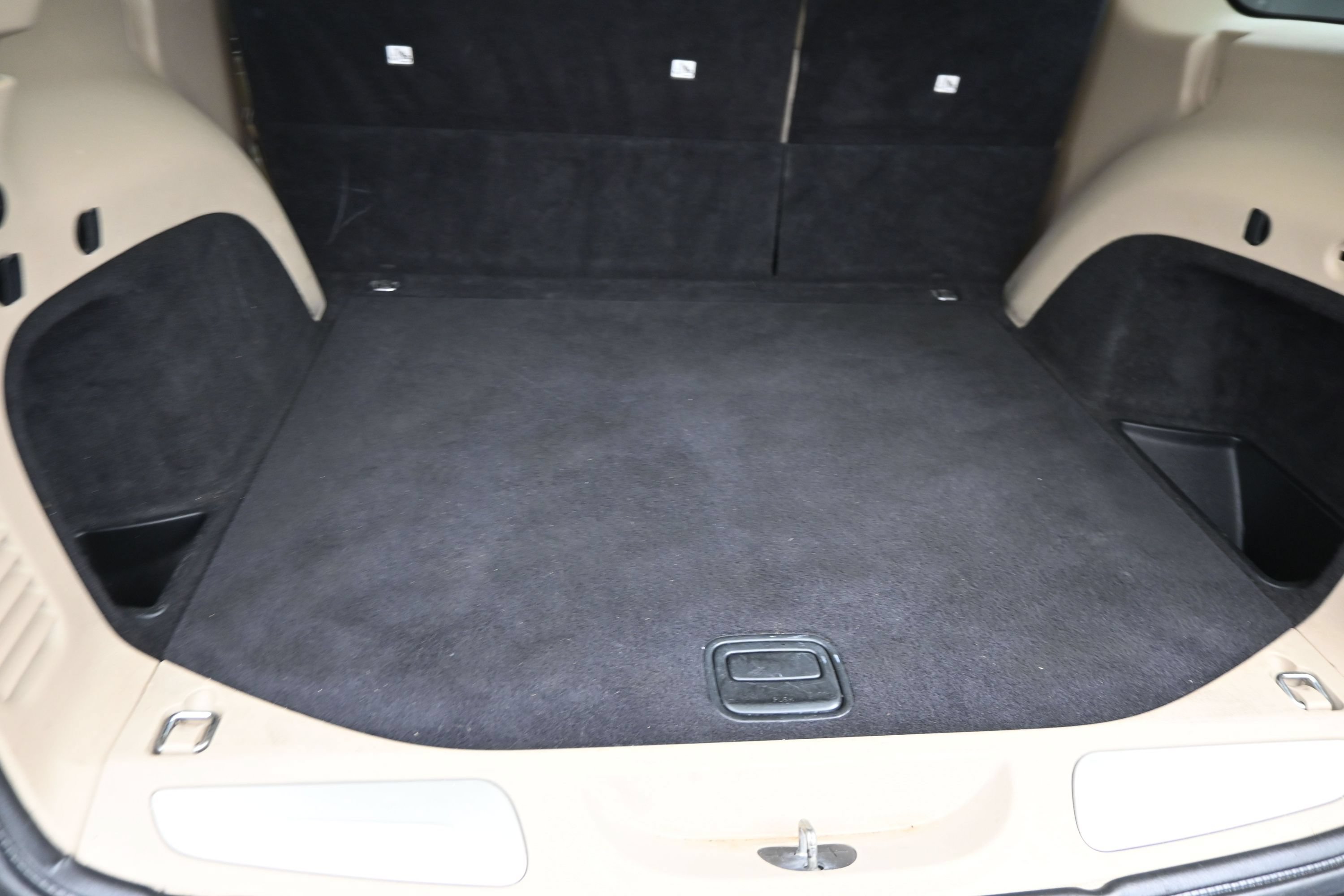 Used 2019 Jeep Grand Cherokee Limited RWD image 13