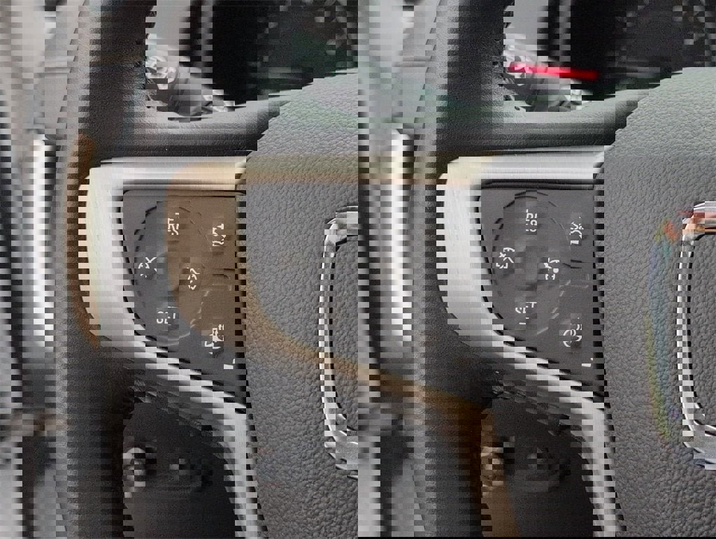 Used 2018 GMC Terrain Denali w/ Advanced Safety Package image 27