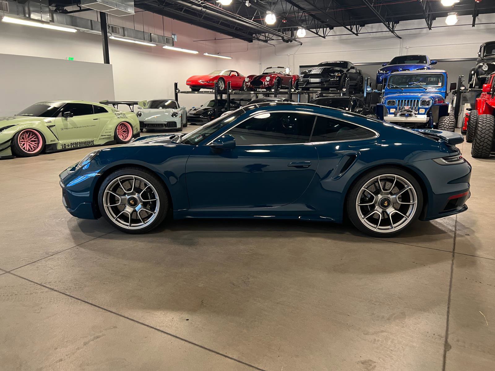Used 2024 Porsche 911 Turbo w/ 911 Turbo Sportdesign Package AWD/4WD image 6