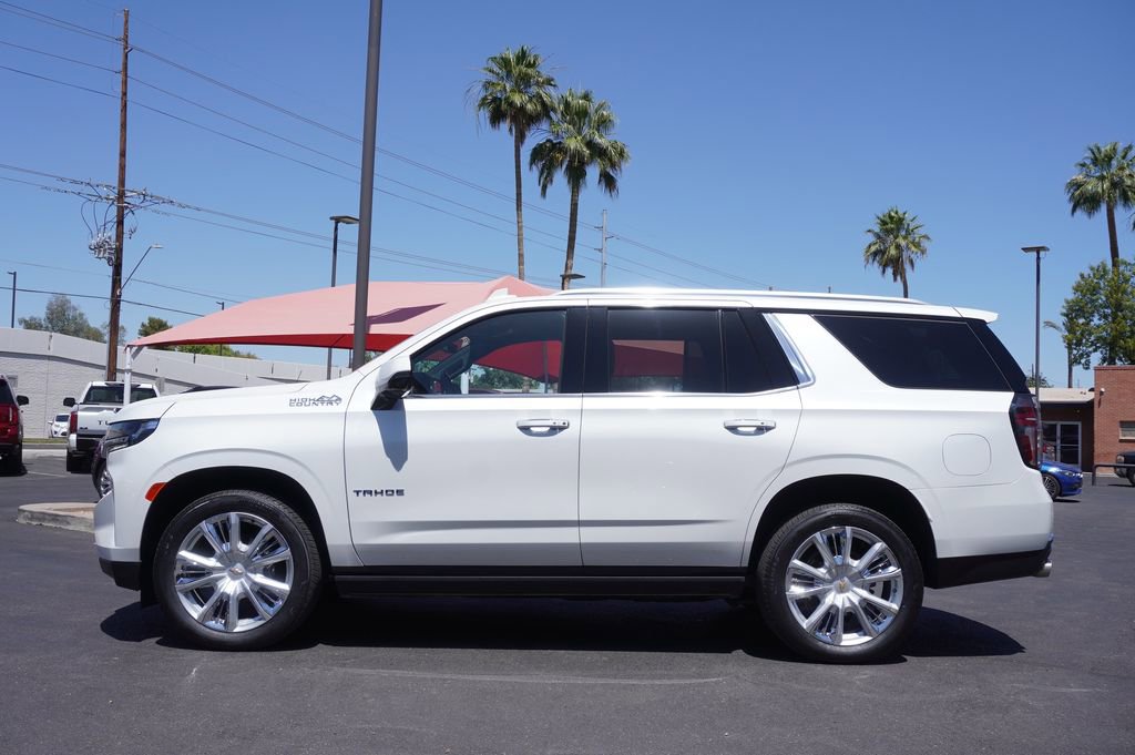 Certified 2021 Chevrolet Tahoe High Country AWD/4WD image 2