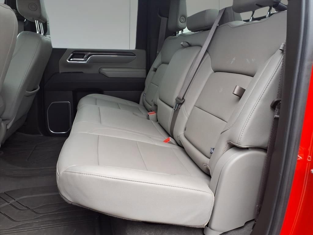 Used 2024 Chevrolet Silverado 2500 LTZ image 25