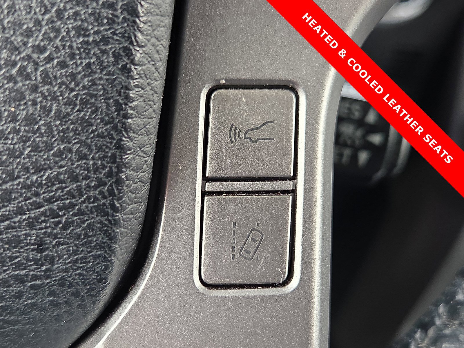 Used 2023 Toyota 4Runner Limited image 22