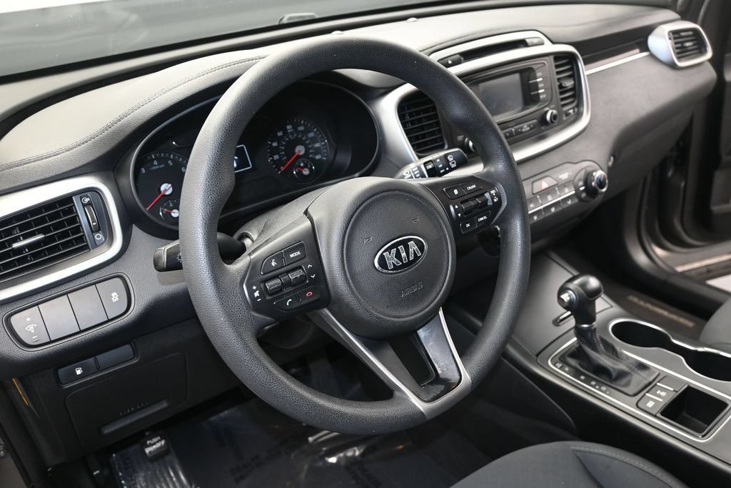 Used 2017 Kia Sorento AWD image 20