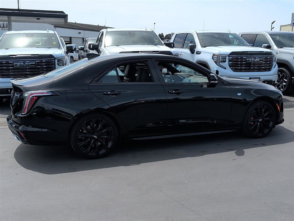 Used 2020 Cadillac CT4 Sport RWD image 3