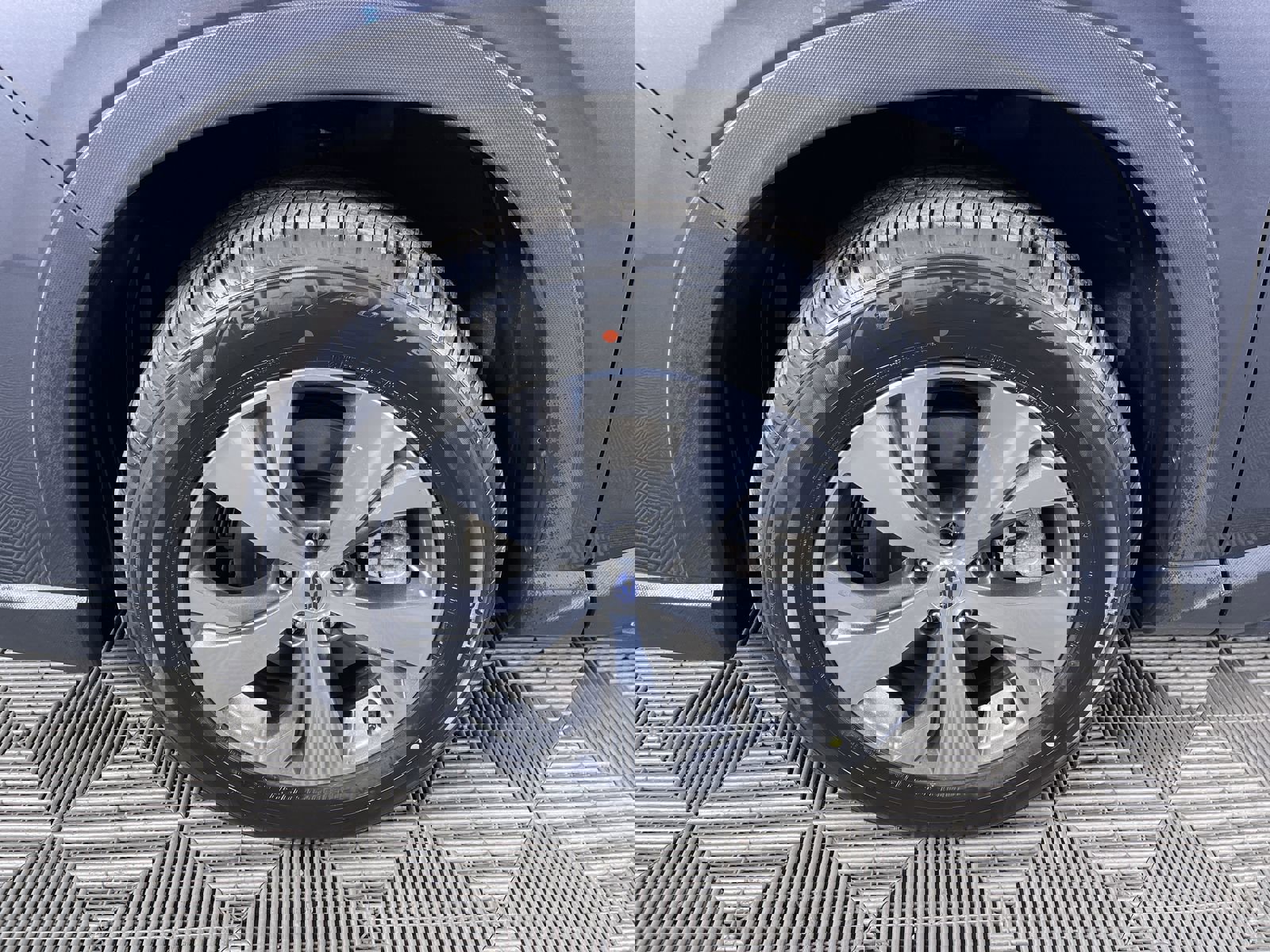 Used 2023 Subaru Ascent Premium w/ Convenience Package image 25