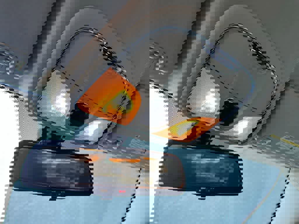 Used 2016 Jeep Cherokee Latitude w/ Cold Weather Group image 37