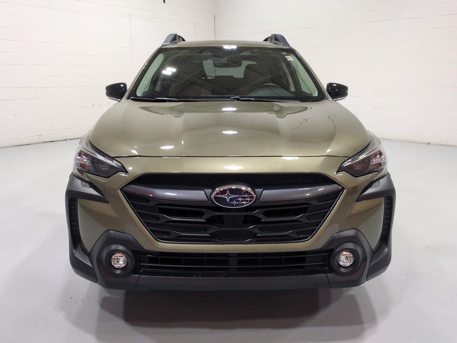 Certified 2025 Subaru Outback Premium w/ Popular Package #1A AWD/4WD image 8
