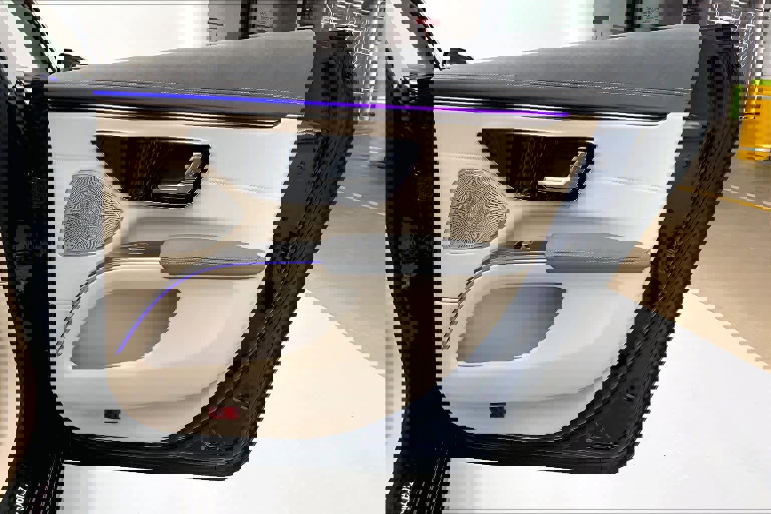 Certified 2022 Mercedes-Benz EQS 450+ Sedan image 12