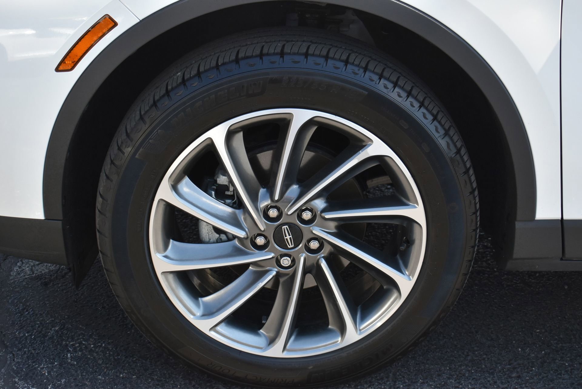 Used 2023 Lincoln Corsair AWD w/ Equipment Group 101A image 11