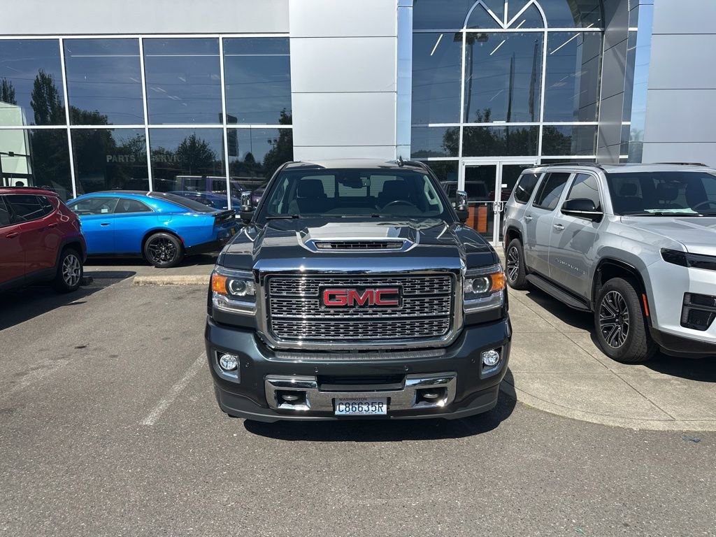 Used 2019 GMC Sierra 3500 Denali w/ Duramax Plus Package AWD/4WD image 1