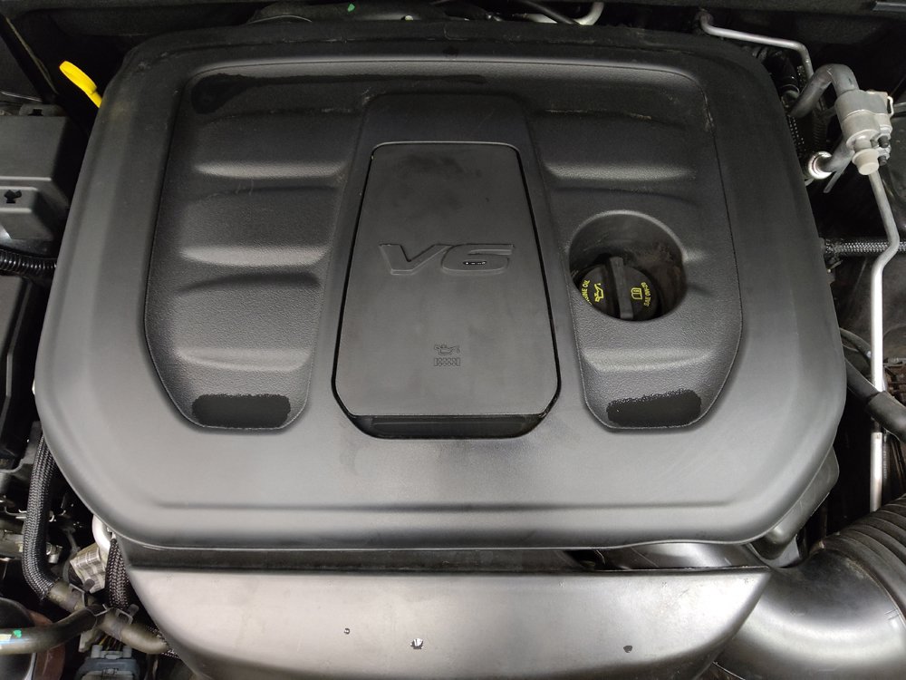 Used 2021 Jeep Grand Cherokee Laredo AWD/4WD image 30